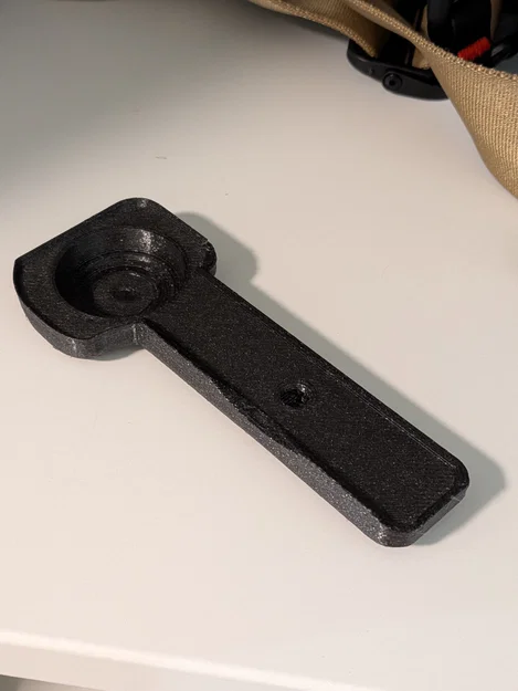 Báng cầm mở rộng Sony a6300 tích hợp khe gắn AirTag - Image 2