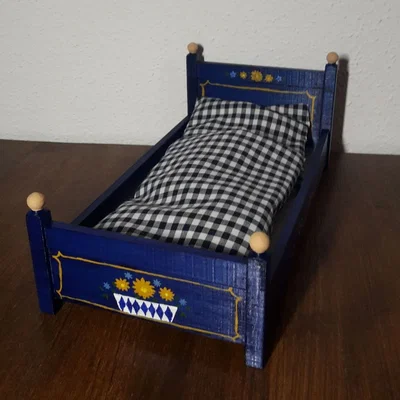 Mô hình giường ngủ Pumuckl (Pumuckl bett) cho đồ chơi tí hon