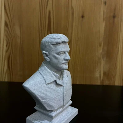 Tượng bán thân Tổng thống Volodymyr Oleksandrovych Zelensky
