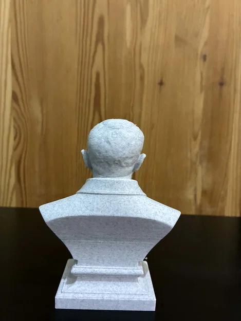 Tượng bán thân Tổng thống Volodymyr Oleksandrovych Zelensky - Image 4