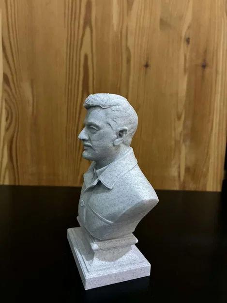 Tượng bán thân Tổng thống Volodymyr Oleksandrovych Zelensky - Image 5