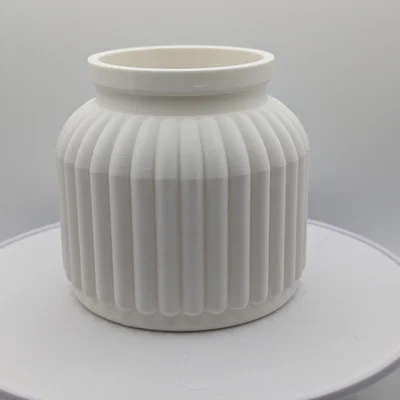 Chậu cây / Bình hoa có vân dọc hiện đại (Thiết kế thủ công)