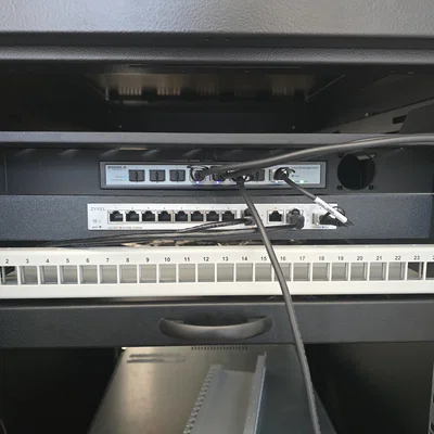 Bộ ngàm rack 19inch cho switch Zyxel XGS1210-12