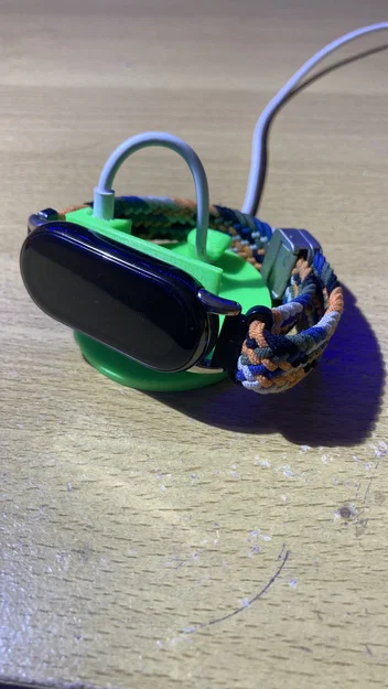 Đế sạc cho Xiaomi Smart Band 8 / Mi Band 8 - Image 2