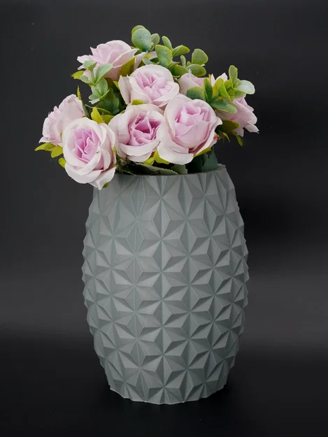 Prism Vase – Bình hoa hình học đa diện thiết kế ấn tượng - Image 3