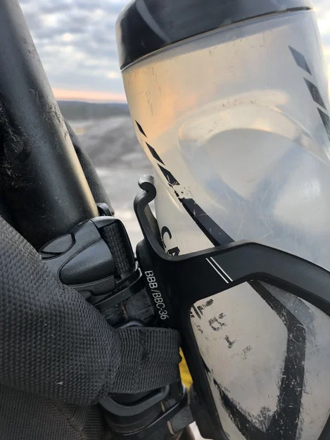 Ngàm gắn bình nước và phụ kiện bikepacking cho ống khung xe (nhiều kích thước) - Image 10