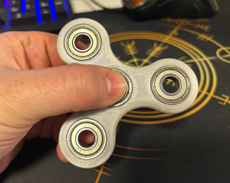 Fidget Spinner - Mô hình đồ chơi xoay xả stress cho máy in 3D - Image 2