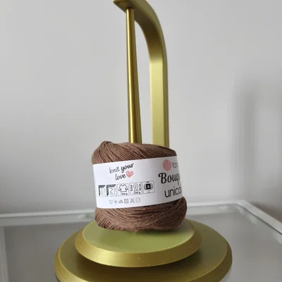 Giá đỡ cuộn len 3D tiện dụng cho người đan móc (Knitting Yarn Spool Holder)