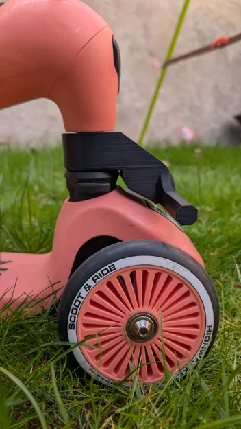 Gác chân cho xe Scoot and Ride Highwaykick - Image 2