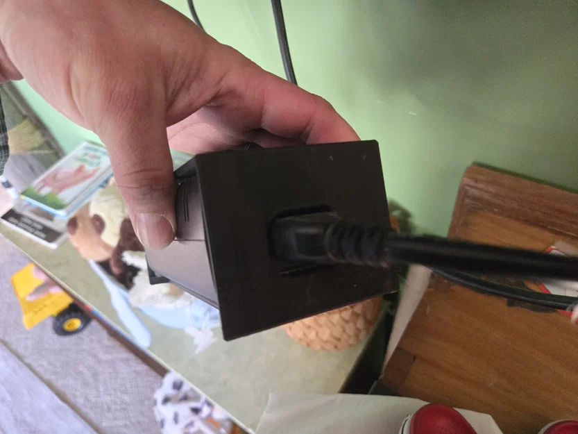 Giá treo tường cho cục nguồn Xbox 360 - Image 7