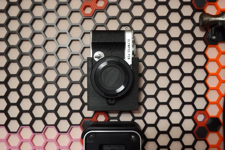 Giá đỡ máy ảnh Olympus E-P7 cho Honeycomb Storage Wall (HSW) - Image 1