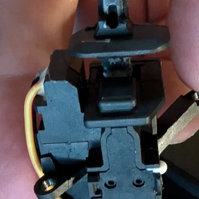 Aprilia Tuareg 660 – Nút bấm Cruise Control thay thế