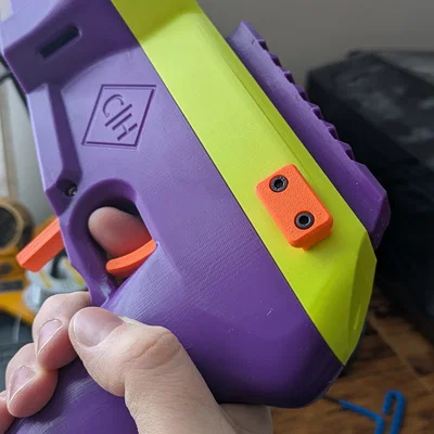 Riot - Mantis Lug