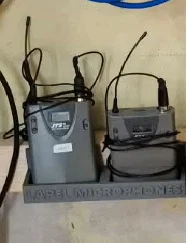 Giá treo tường cho micro cài áo (Lapel Wall Stand) - Image 1