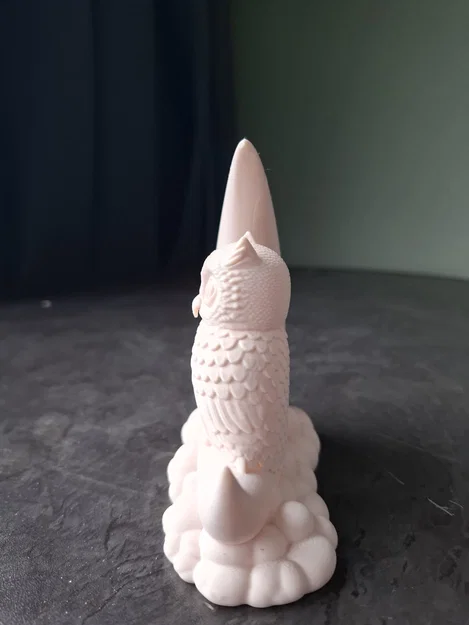 Chú Cú Dễ Thương Trên Vầng Trăng Khuyết - Image 3