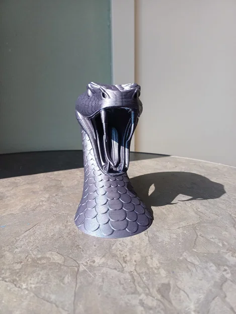 Tượng Trang Trí Rắn Hổ Mang - Image 5