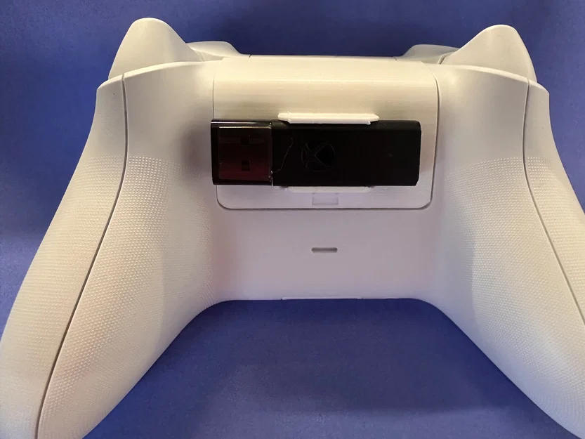 Nắp pin Xbox Series X/S tích hợp giá đỡ cho Microsoft Wireless Adapter - Image 1