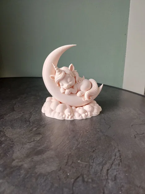 Kỳ Lân Ngủ Trên Vầng Trăng Khuyết - Image 3