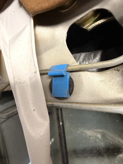 Kẹp thanh chốt cửa Toyota AW11 MR2 - Image 2