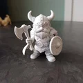 Mô hình chiến binh Viking thu nhỏ cầm rìu và khiên - Thumbnail 1