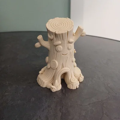 Mô hình gốc cây dễ thương (Cute Tree Stump Figurine)
