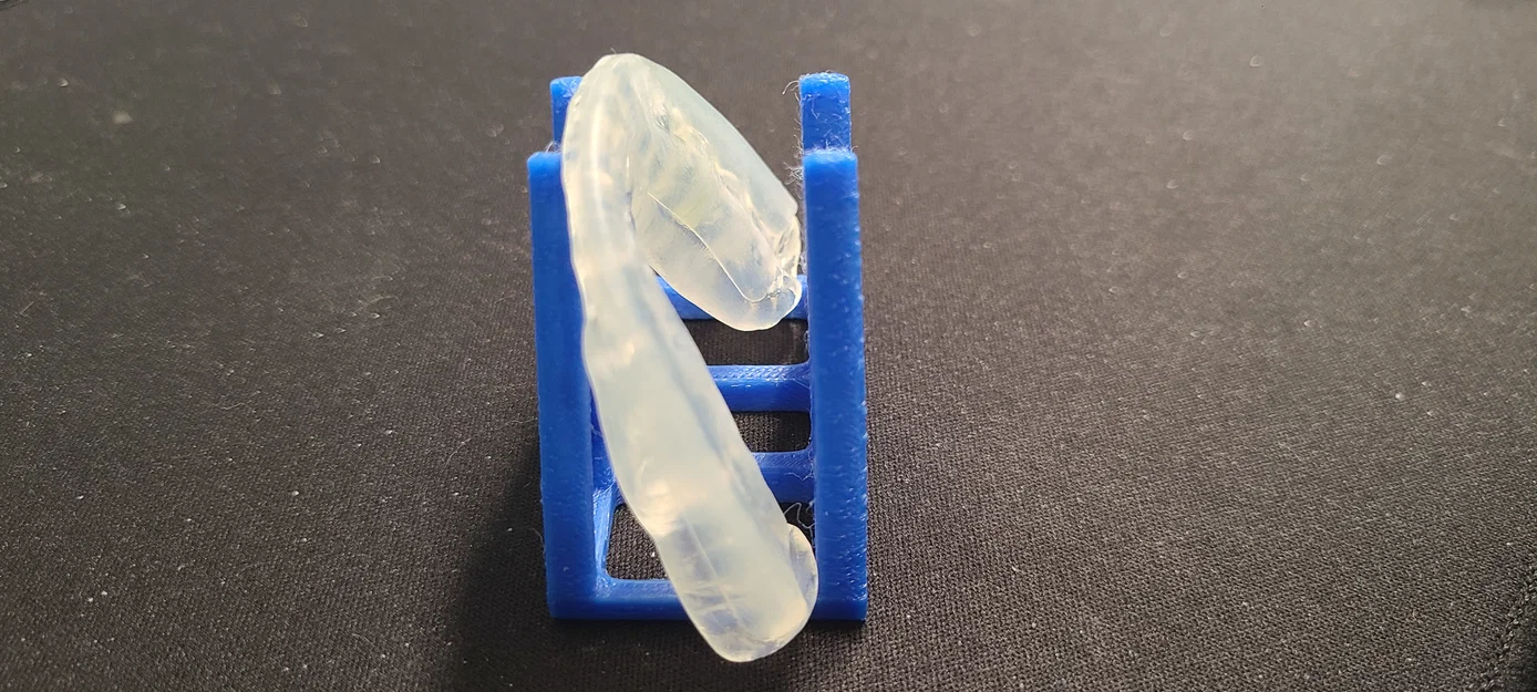 Kệ Phơi Khay Niềng Răng (Mouth Guard Drying Rack) - Image 3