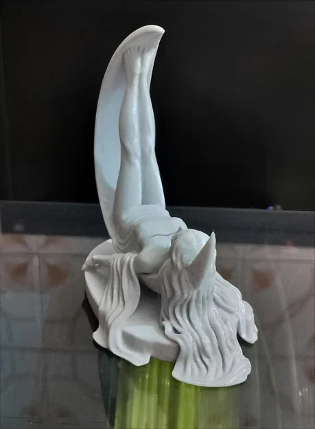 Tượng Nữ Thần Mặt Trăng – Phiên Bản Draped (Tác phẩm nghệ thuật thiên thể) - Image 2