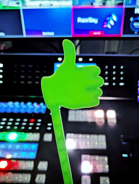 Mô hình ngón tay cái 'Like' 3D - Phụ kiện cổ vũ độc đáo - Image 1