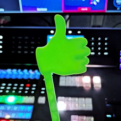 Mô hình ngón tay cái 'Like' 3D - Phụ kiện cổ vũ độc đáo