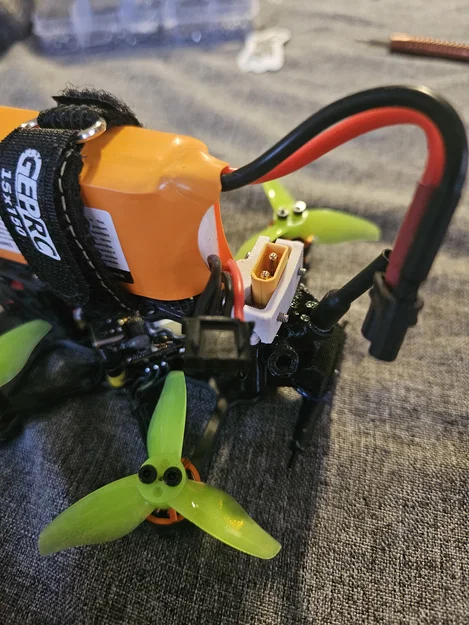 Giá đỡ đầu nối pin XT30 cho flycam FPV 2.5 inch - Image 1