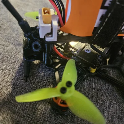 Giá đỡ đầu nối pin XT30 cho flycam FPV 2.5 inch