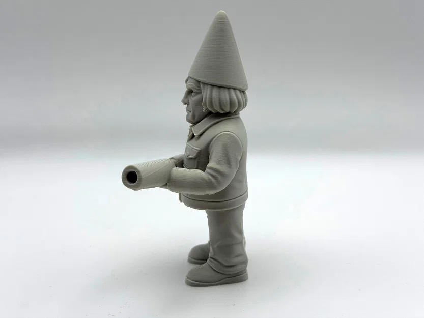 No Country for Old Gnomes - Chú lùn giữ vườn đầy cá tính - Image 5