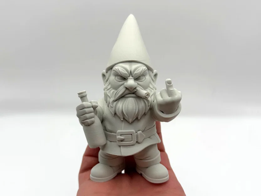 Tượng Chú Lùn Làm Vườn "Garden Gnome Menace" Cực Chất - Image 1