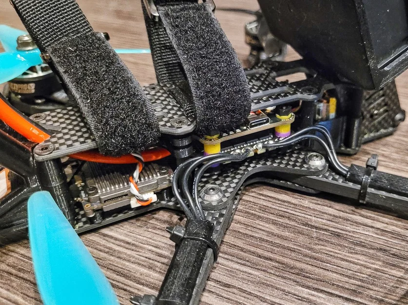 Đế gắn Vifly finder 2 cho khung JeNo 5,1" - Image 1