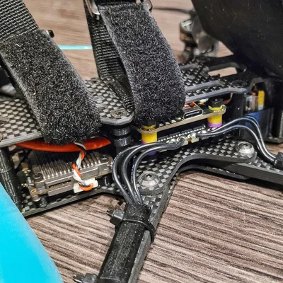 Đế gắn Vifly finder 2 cho khung JeNo 5,1"