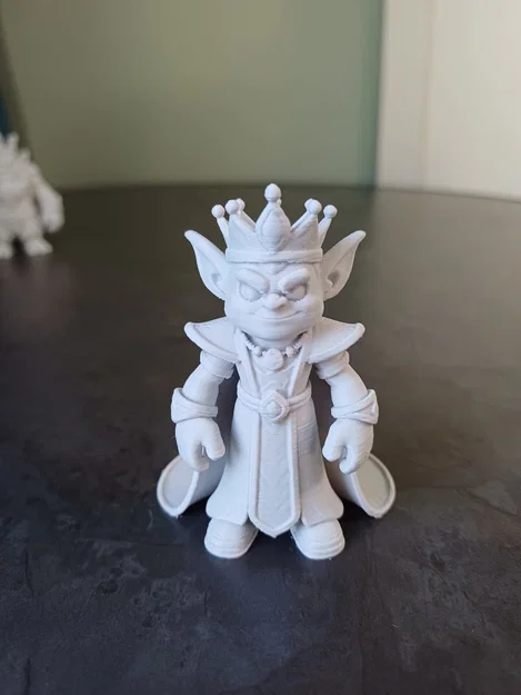 Mô hình Nữ hoàng Troll – Vị thế Hoàng gia trong Thế giới Giả tưởng - Image 1