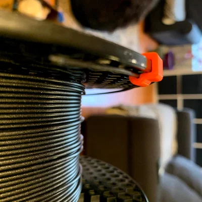 Kẹp giữ sợi nhựa cho cuộn in Prusament