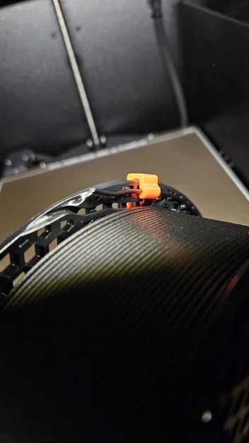 Kẹp cố định sợi nhựa Filament cho cuộn Prusament NFC đời mới - Image 2