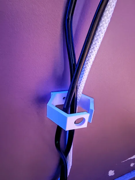 TheOptiForge Hex-Route | Kẹp quản lý dây cáp dạng module - Image 1