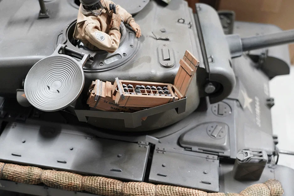 Hộp gỗ đựng lựu đạn MK1A1 thời Thế chiến II (tỉ lệ 1/6) - Image 4