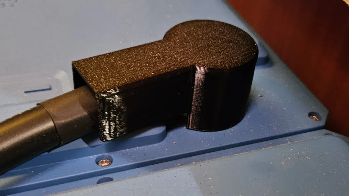 Nắp bảo vệ cực bình ắc quy Victron an toàn cho hệ thống điện - Image 2