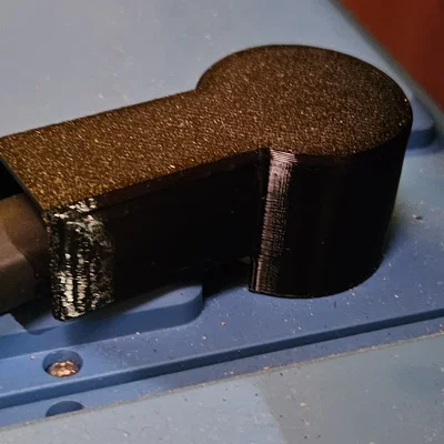 Nắp bảo vệ cực bình ắc quy Victron an toàn cho hệ thống điện