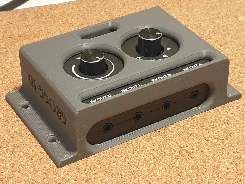 Giá đỡ bàn cho bộ chuyển/chia âm thanh 4 cổng (Lắp dưới hoặc trên mặt bàn) - Image 4