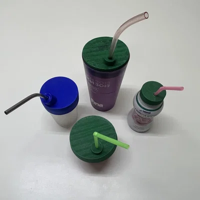 Nắp đậy cốc có lỗ cắm ống hút tiện lợi cho mọi kích thước