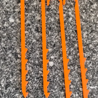 Cọc cắm đất / Chốt giữ lều (Tent Peg)