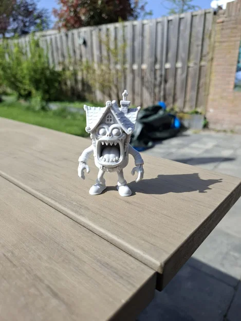 Chompy Cottage – Ngôi nhà ma đói khát - Image 3