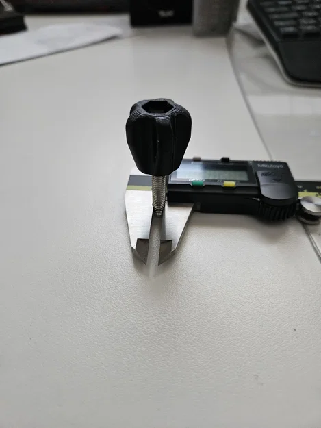 Núm vặn hình sao cho ốc vít và đai ốc từ M2 đến M10 - Image 2