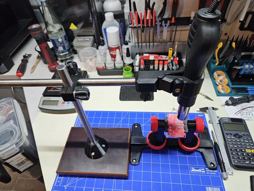 Giá đỡ kèm kẹp cho máy khò nhiệt YIHUA 959D-II - Image 1