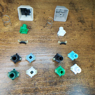 Thanh nhấn bàn phím C128 (C128 keyboard plungers)