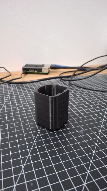 Giá đỡ tay cầm Wiimote - Image 2